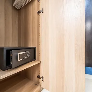 Eden Centre Apartment