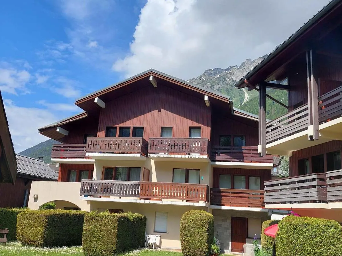 Charmant 2 Pieces Renove Avec Balcon, Wifi Et Parking, Proche Centre Et Commerces - Fr-1-517-66 Chamonix